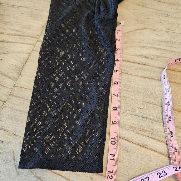 CHICO'S Travelers Large 2 Whimsigoth Black Lace Asymmetrical Hem LS Tunic Top - Picture 12 of 12